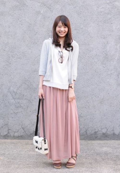 pink long skirt outfit