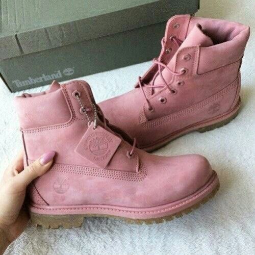 outfits with pink timberlands