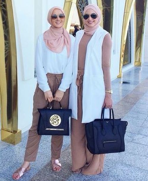 Trendy and chic hijab looks | | Just Trendy Girls