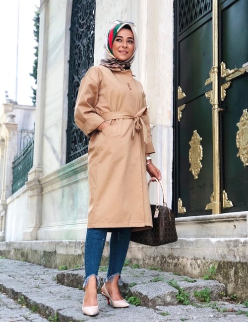 Trench coats and maxi jackets hijab style | | Just Trendy Girls