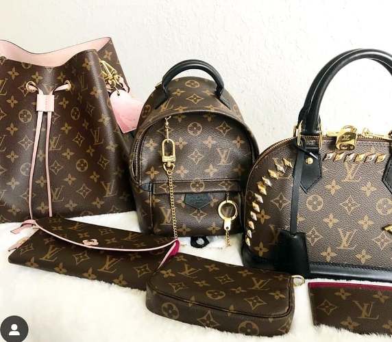 Things to Keep in Mind Before Buying Handbags | | Just Trendy Girls