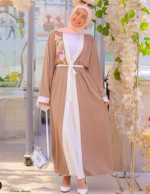 Open abaya style with jeans | | Just Trendy Girls