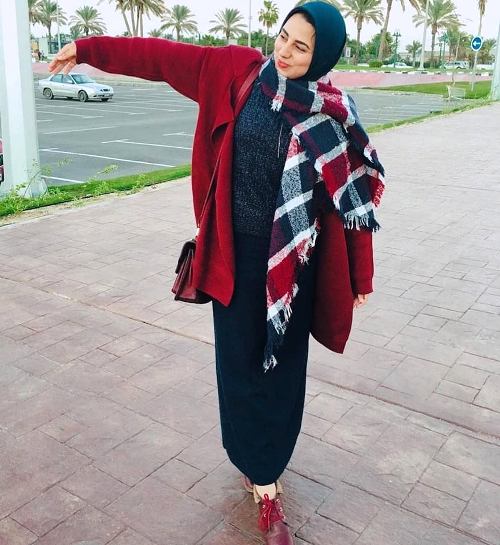 Chunky long cardigans and sweaters with hijab styles | | Just Trendy Girls